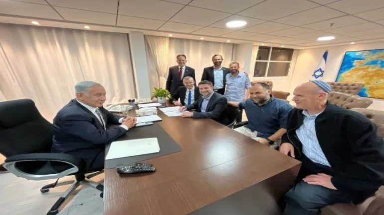 Ø§Ù„Ø­ÙƒÙˆÙ…Ø© Ø§Ù„Ø¥Ø³Ø±Ø§Ø¦ÙŠÙ„ÙŠØ© ØªØ¤Ø¯ÙŠ Ø§Ù„ÙˆÙ„Ø§Ø¡ Ø§Ù„ÙŠÙˆÙ… | Ù…ÙˆÙ‚Ø¹ Ø³ÙˆØ§ 