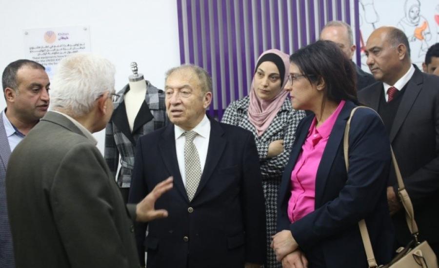 ÙˆØ²ÙŠØ± Ø§Ù„Ø§Ù‚ØªØµØ§Ø¯: Ø¯Ø¹Ù… Ø§Ù„Ù…Ø´Ø§Ø±ÙŠØ¹ ÙÙŠ Ù‚Ø·Ø§Ø¹ ØºØ²Ø© Ø¹Ø²Ø² ÙØ±Øµ Ø§Ù„Ø§Ù†ØªØ§Ø¬ ÙˆØ§Ù„ØªØ´ØºÙŠÙ„ | Ù…ÙˆÙ‚Ø¹ Ø³ÙˆØ§ 