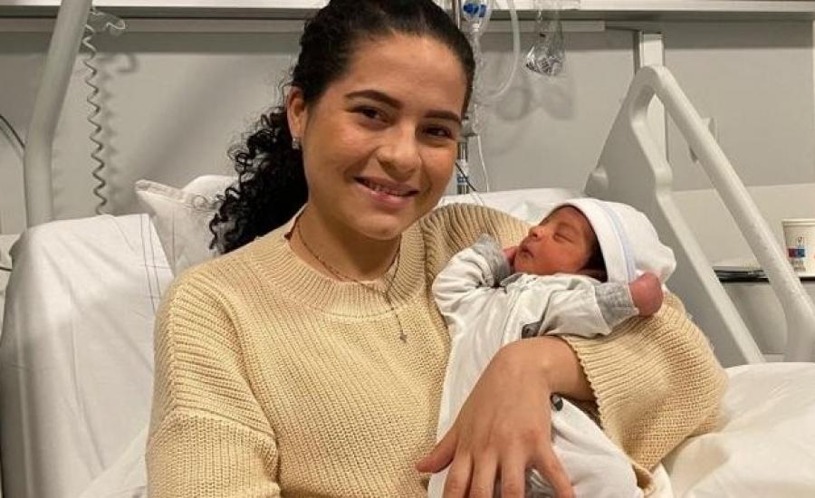 Ù„Ù… ØªÙƒÙ† ØªØ¹Ù„Ù… Ø¨Ø­Ù…Ù„Ù‡Ø§.. Ø§Ù…Ø±Ø£Ø© ØªÙ„Ø¯ Ø·ÙÙ„Ø§ Ø¨Ø´ÙƒÙ„ Ù…ÙØ§Ø¬Ø¦ Ø£Ø«Ù†Ø§Ø¡ Ø³ÙØ±Ù‡Ø§ Ø¹Ø¨Ø± Ø§Ù„Ø·Ø§Ø¦Ø±Ø© | Ù…ÙˆÙ‚Ø¹ Ø³ÙˆØ§ 